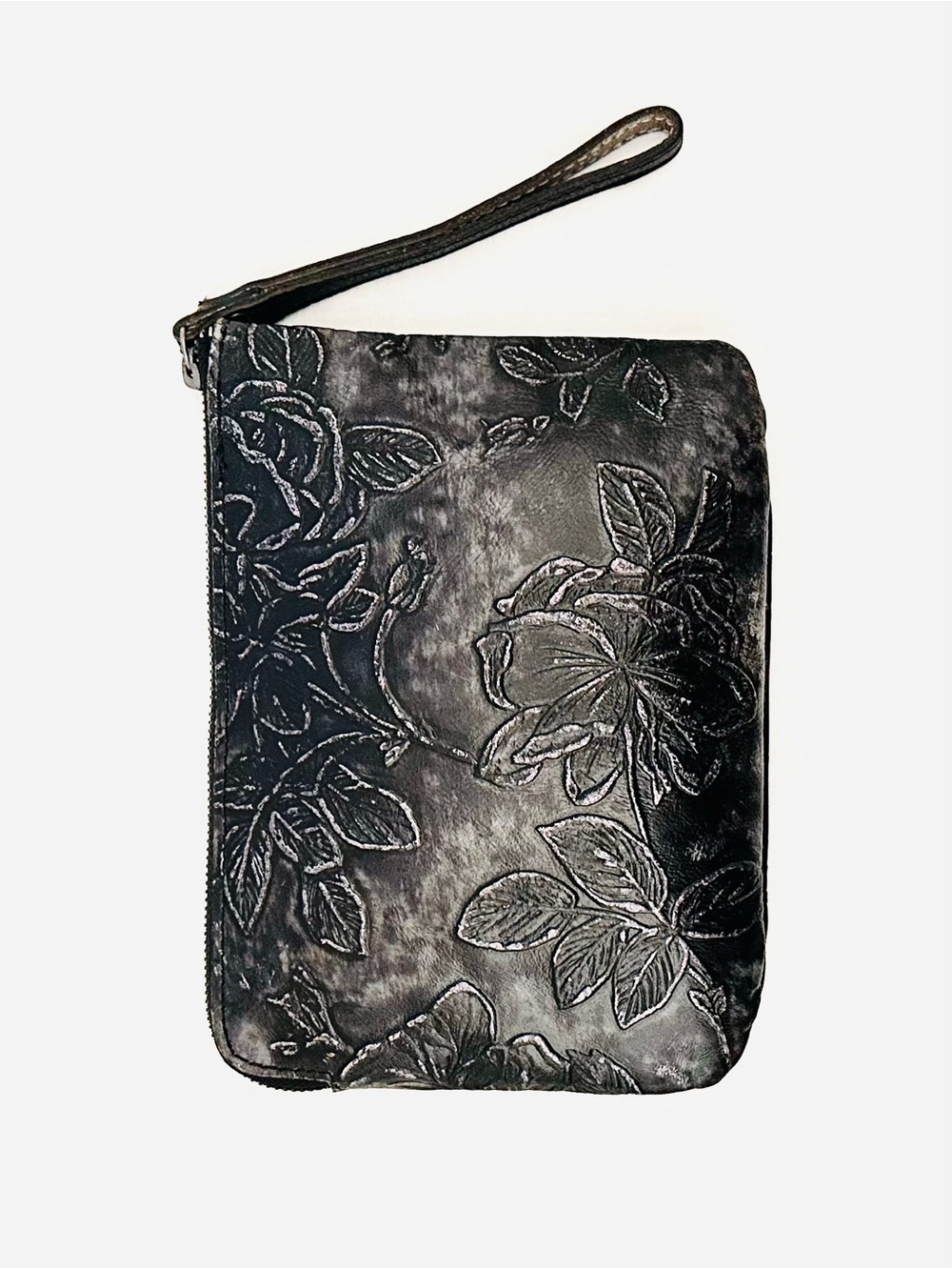 Patricia Nash Cassini Embossed Wristlet in Distressed Black Leather w/ Silver - Picture 3 of 11